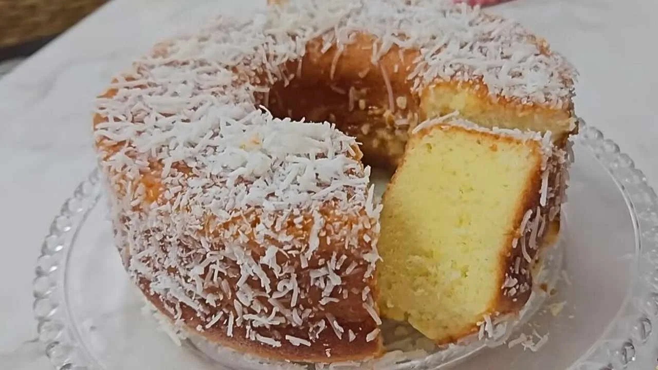 Imagem da Receita de Bolo de Coco.
