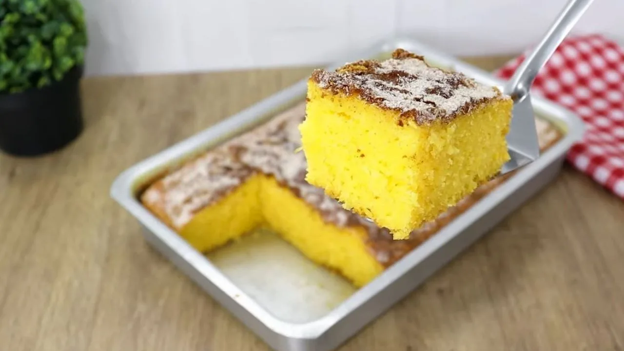 bolo de lata de milho