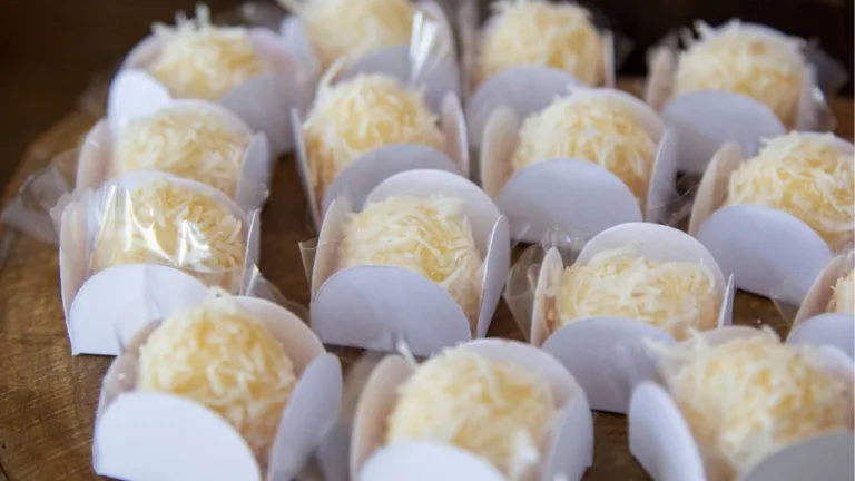 Imagem da Receita de beijinho de leite ninho