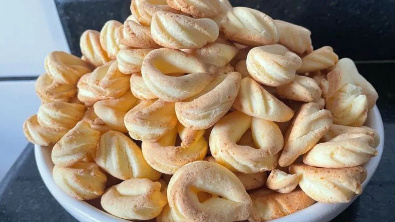 Rosquinha de Nata com Coco - Receita Caseira para o Lanche ou Café da Manhã