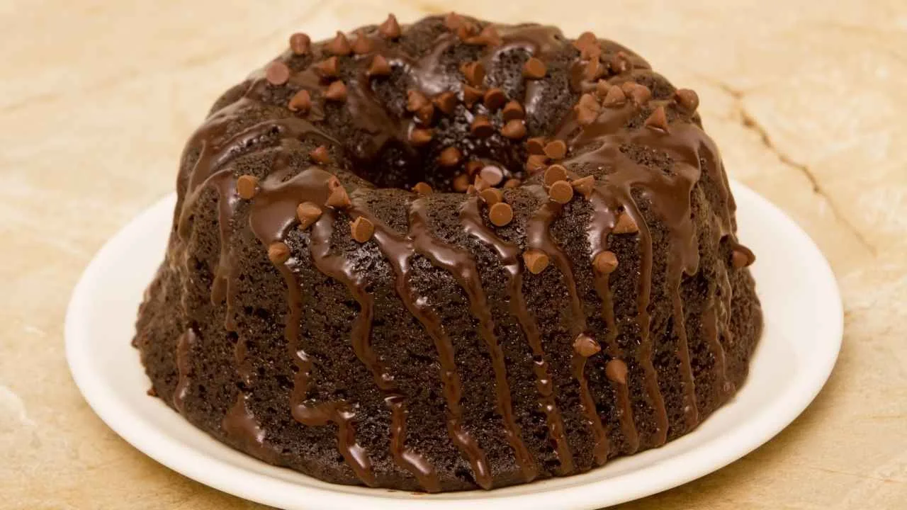 bolo de chocolate com água quente