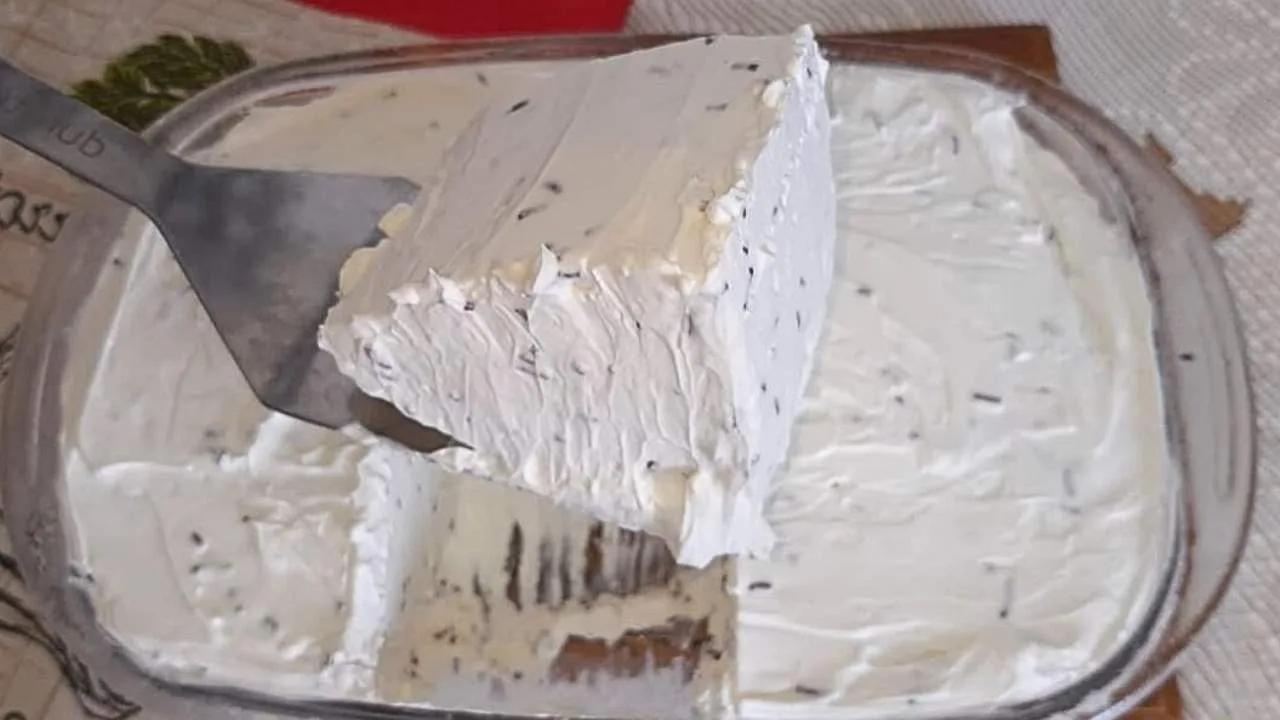 Imagem da receita de sobremesa fácil com leite condensado e creme de leite