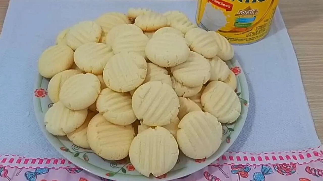 Imagem da Receita de Biscoito Amanteigado de Leite Condensado com Leite Ninho