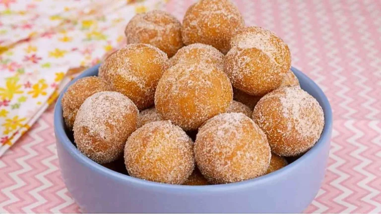 Imagem da Receita de Bolinho de Chuva Sequinho com Vinagre