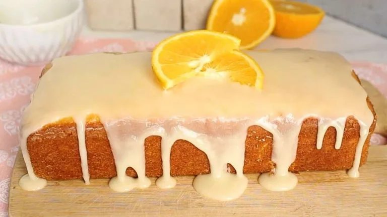 Receita de Bolo Caseirinho de Laranja - Fofinho e com Caldinha de Açúcar