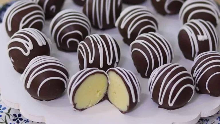 Imagem da Receita de Bombom Caseiro de Leite Ninho com Chocolate.