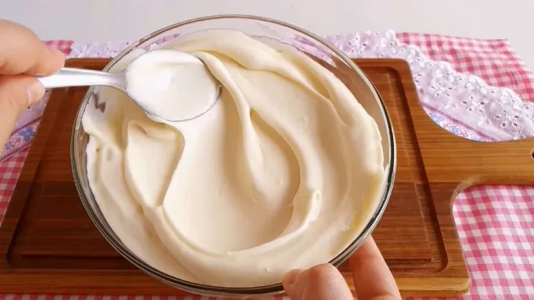 Imagem da Receita de Recheio de Chocolate Branco para Bolo