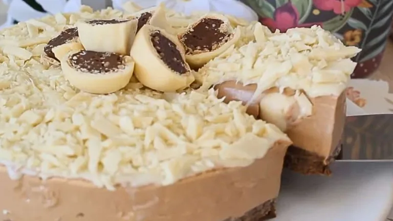 Imagem ta Torta de Bombom Ouro Branco.