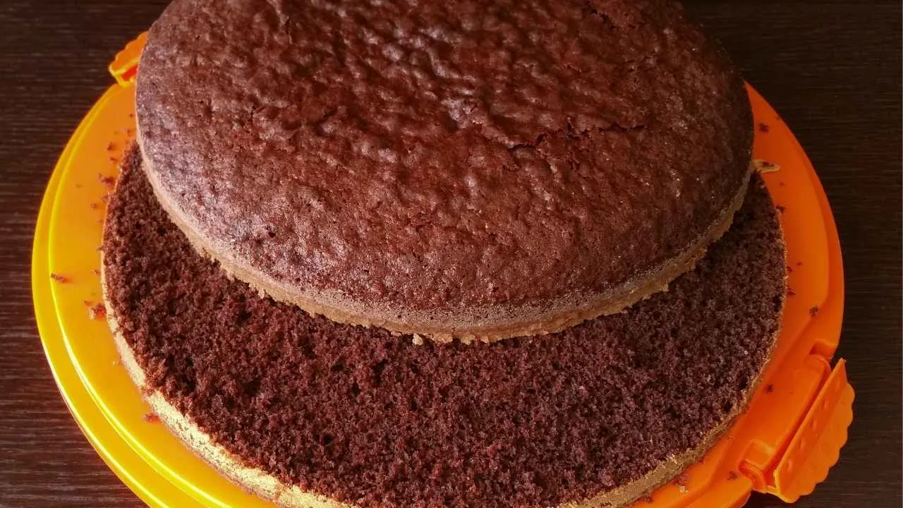Imagem da Receita de Massa Amanteigada de Chocolate para Bolo de Andar.