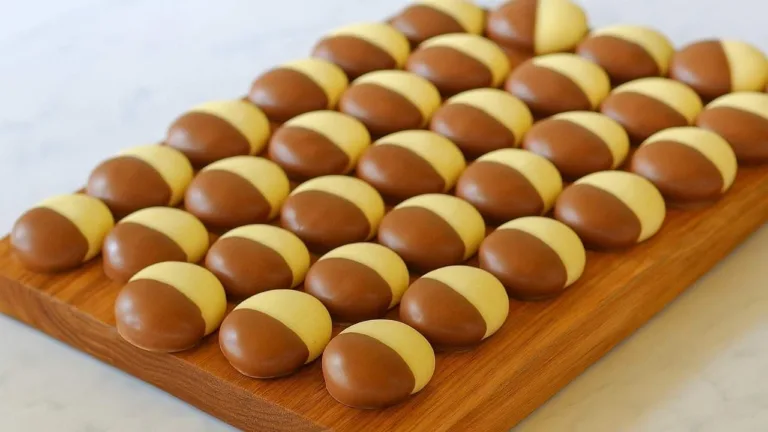 Imagem da Receita de Biscoito Amanteigado de Leite Ninho com Chocolate.