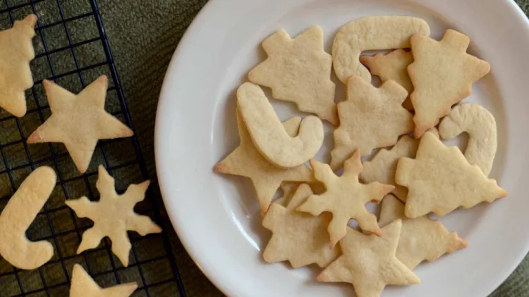 Imagem da Receita de Biscoito de Natal Fácil com 3 Ingredientes.