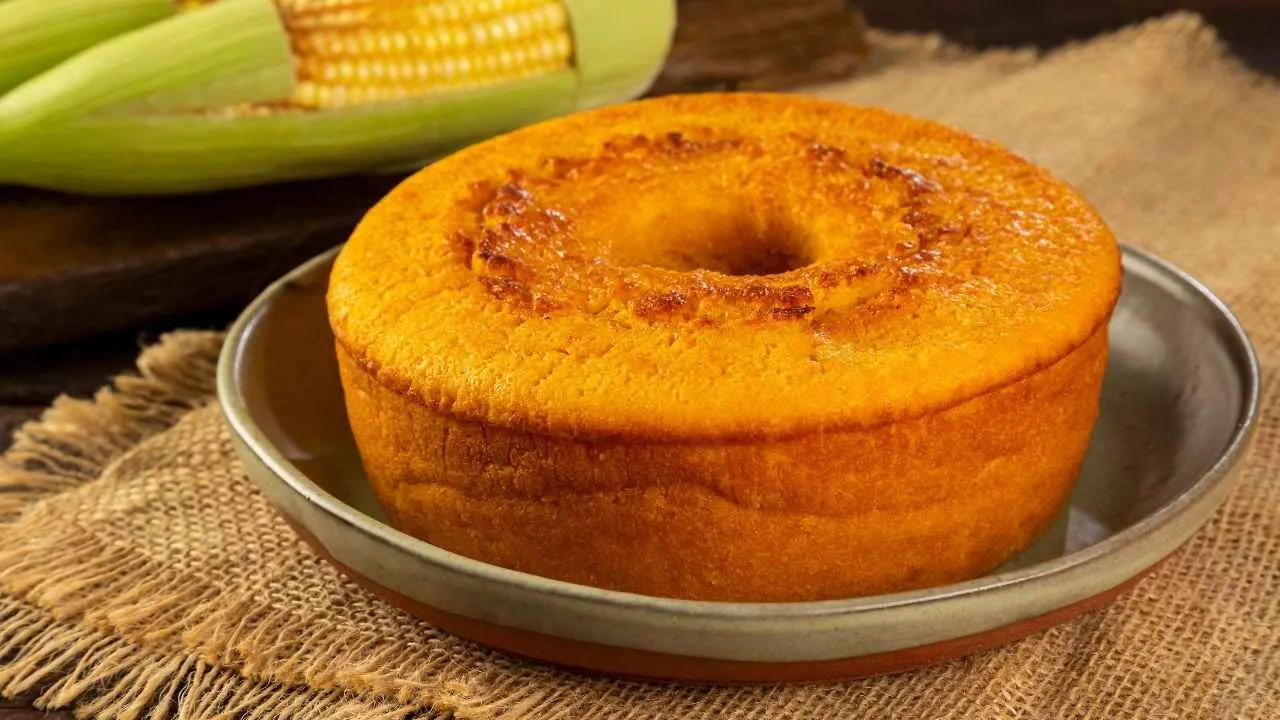 Sem Açúcar, Sem Glúten, Sem Farinha de Trigo: Imagem da Receita de Bolo de Milho Fácil e Delicioso