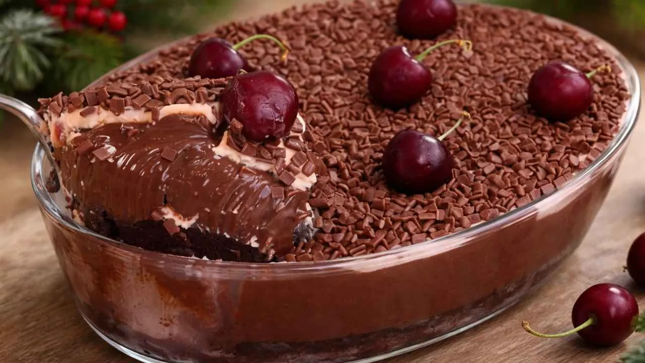 Imagem da Receita de Sobremesa Floresta Negra na Travessa