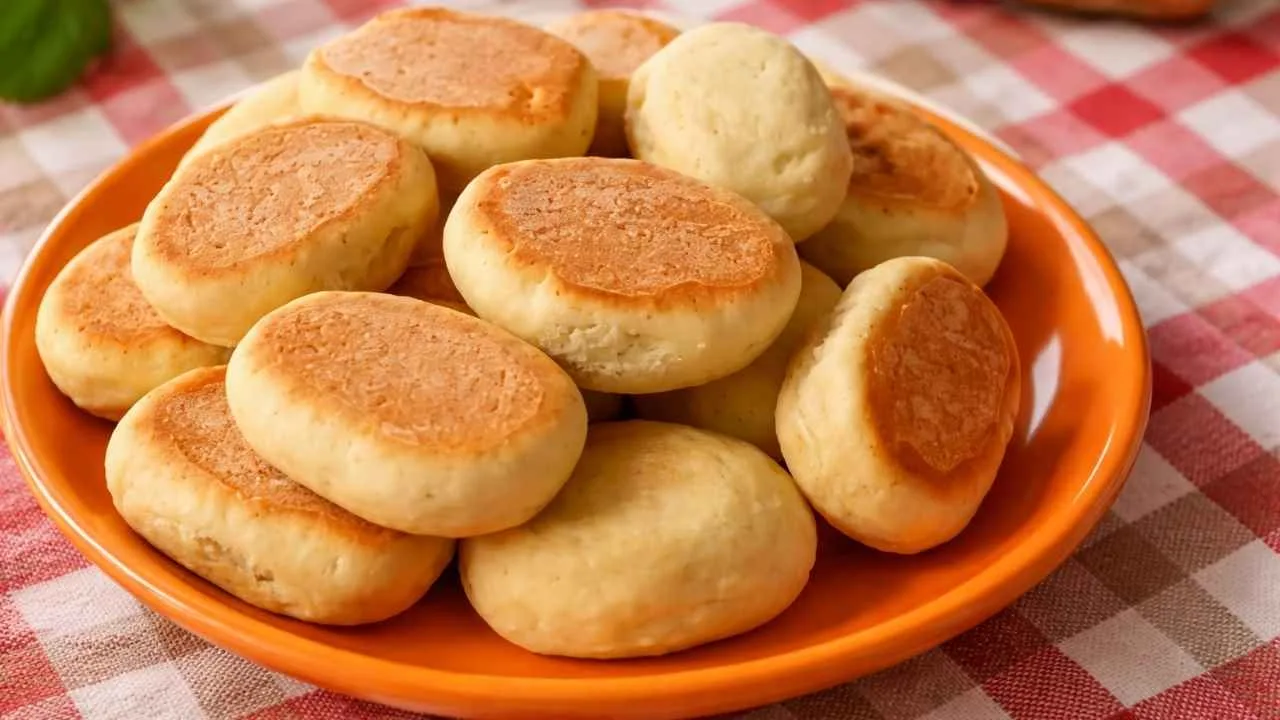 Imagem da Receita de Bolacha Caseira e Fofinha de Leite Ninho.