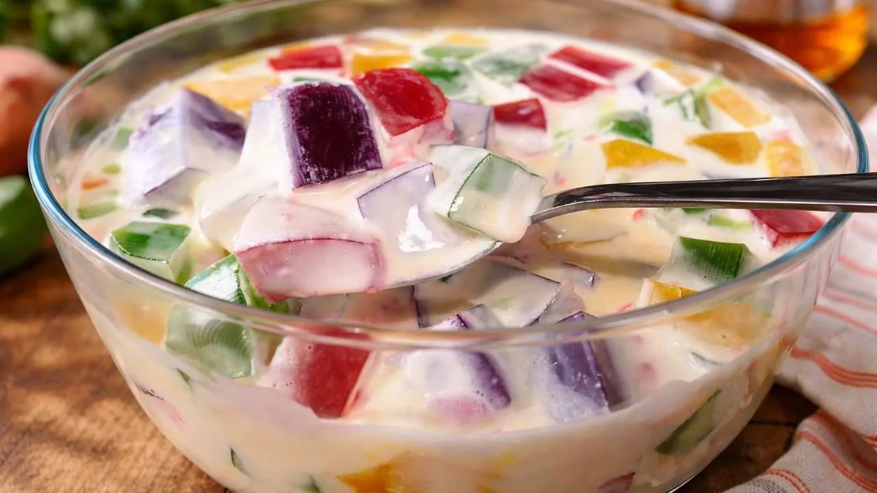 Imagem da Receita de Doce de Gelatina: Sobremesa Fácil com Leite Condensado e Creme de Leite