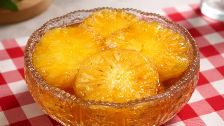 Imagem da Receita de Abacaxi em Calda.