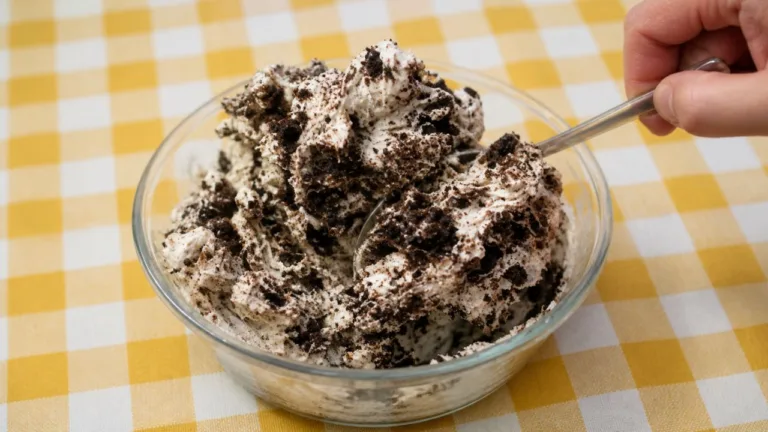 Imagem da Receita de Creme de Oreo para Rechear Bolo.