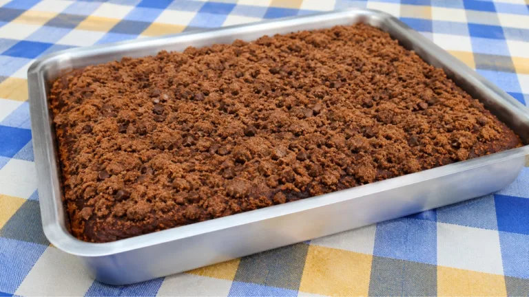 Imagem da Receita de Cuca de Chocolate com Farofa.