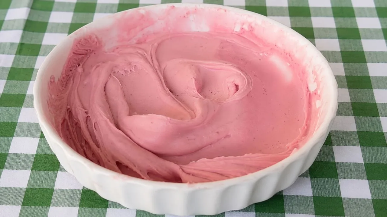 Imagem da Receita de Recheio de Morango Sem Fogo.