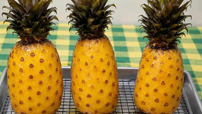 Imagem da Receita de Abacaxi Cristalizado Inteiro.