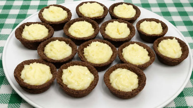 Imagem da Receita de Empadinha Doce de Prestígio.